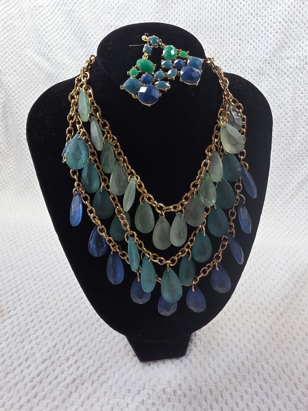 Handcrafted 13" multi strand bib necklace & earrings blue & teal teardrop stones